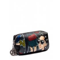 Косметички, Италия